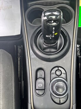Used 2022 MINI Cooper Countryman S w/ Boardwalk Edition image 17