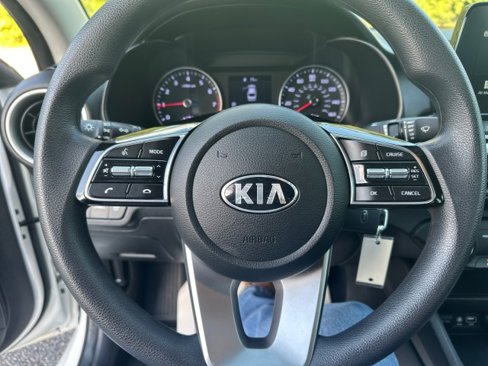 Used 2021 Kia Forte LXS image 11