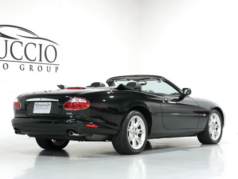 Used 2001 Jaguar XK8 Convertible image 22
