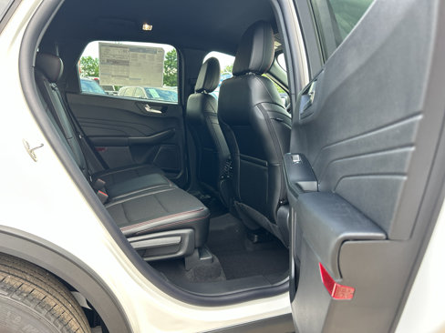 New 2025 Ford Escape ST-Line w/ Tech Pack #1 image 8