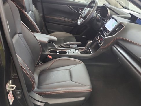 Used 2018 Subaru Crosstrek 2.0i Limited image 3
