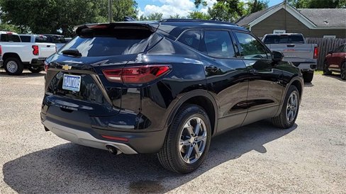 Certified 2023 Chevrolet Blazer LT w/ Convenience Package image 8