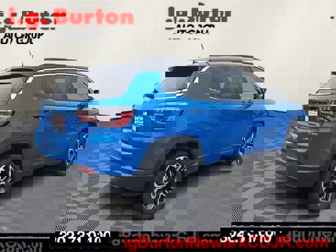 Used 2024 Jeep Compass Limited image 6