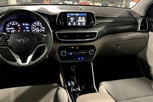 Used 2021 Hyundai Tucson SE image 6