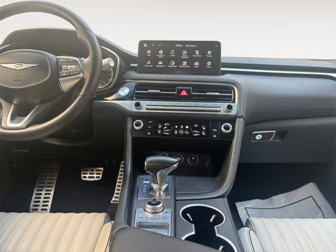 Used 2024 Genesis G70 2.5T w/ Sport Prestige Package image 20