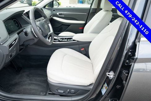 Used 2023 Hyundai Sonata Limited image 17