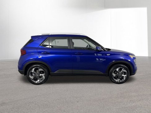 New 2025 Hyundai Venue SEL image 34