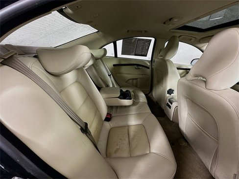 Used 2015 Volvo S80 T5 image 23