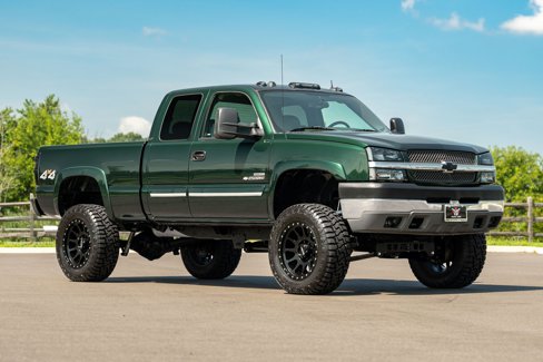 Used 2004 Chevrolet Silverado 2500 LT w/ Snow Plow Prep Package image 8