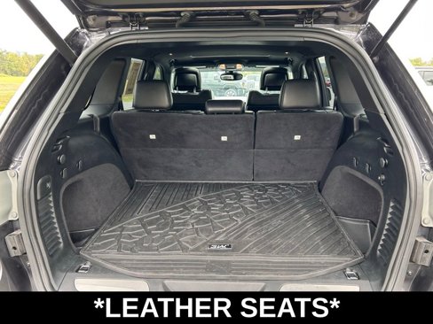 Used 2017 Jeep Grand Cherokee Limited image 11