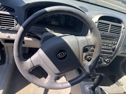 Used 2006 Kia Spectra image 44