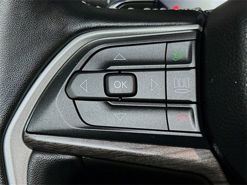 Certified 2022 Jeep Grand Cherokee Limited image 34