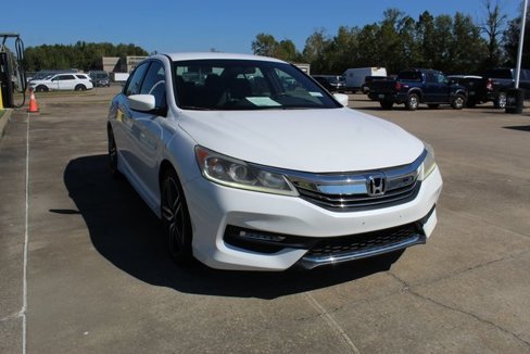 Used 2017 Honda Accord Sport Special Edition image 6