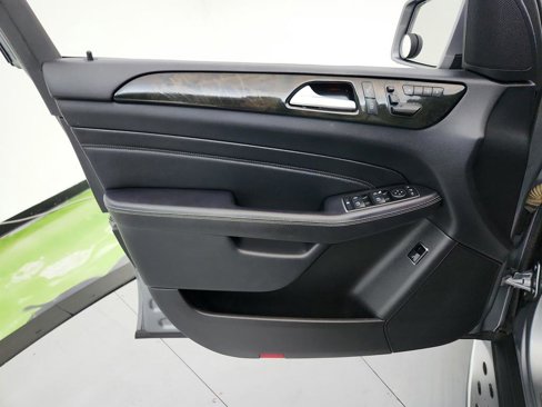 Used 2015 Mercedes-Benz ML 350 4MATIC image 24