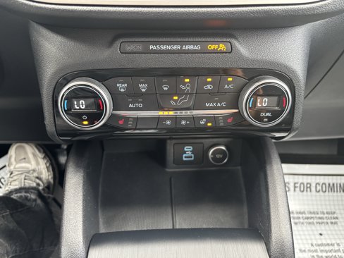 Certified 2021 Ford Escape SEL image 36