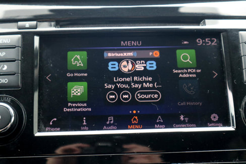 Used 2018 Nissan Rogue SL image 74