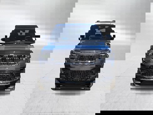 New 2025 Jeep Grand Cherokee Laredo X w/ Luxury Tech Group I image 3