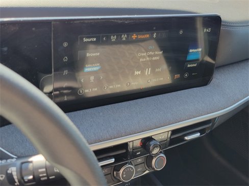 Used 2025 Nissan Kicks SV image 19