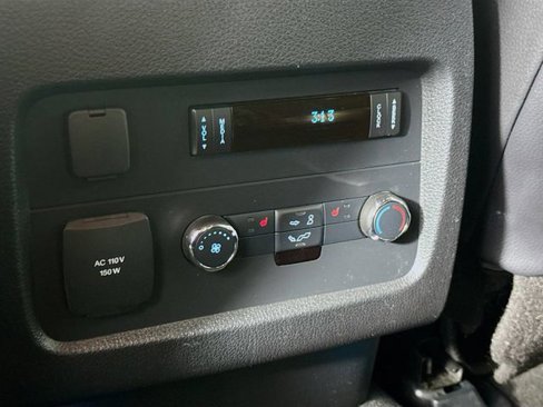 Used 2017 Ford Expedition EL Limited w/ Equipment Group 301A image 28