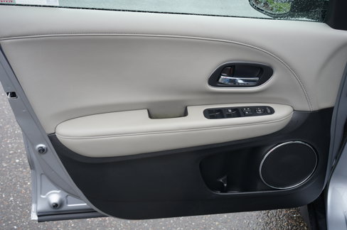 Used 2018 Honda HR-V EX-L image 15