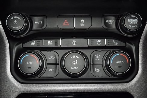 Used 2020 RAM 2500 Laramie image 33