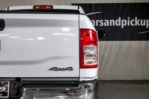 Used 2020 RAM 2500 Tradesman w/ Chrome Appearance Group image 40