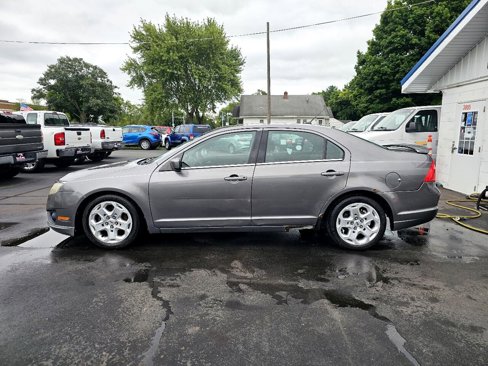 Used 2010 Ford Fusion SE image 6