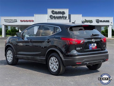 Used 2019 Nissan Rogue Sport S image 6