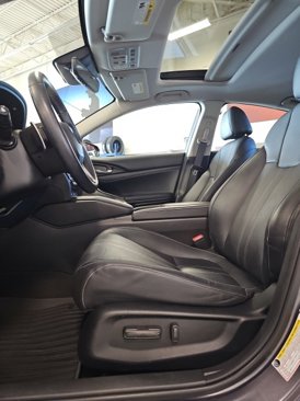 Used 2019 Honda Insight Touring image 13