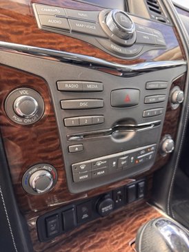 Used 2020 Nissan Armada SL w/ Premium Package image 24