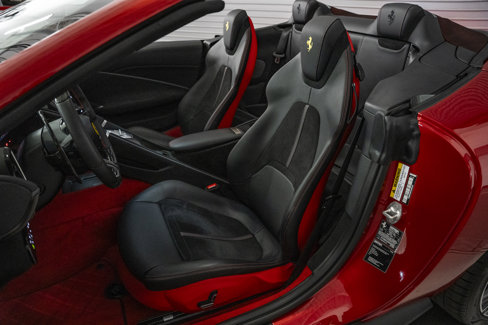 Used 2024 Ferrari Roma Spider image 22
