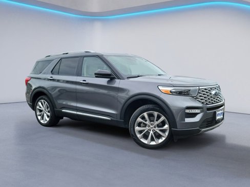Used 2022 Ford Explorer Platinum w/ Equipment Group 601A image 2