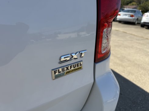 Used 2014 Dodge Grand Caravan SXT w/ Rear Park Assist Package image 11