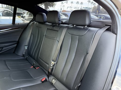 Used 2018 BMW 530i image 13