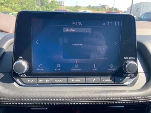 Used 2021 Nissan Rogue SV image 28