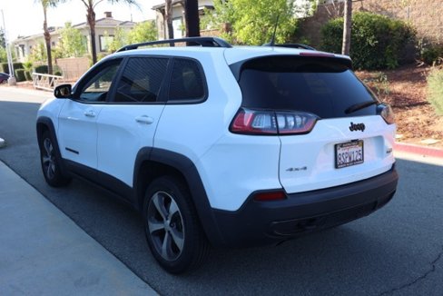 Used 2020 Jeep Cherokee Latitude w/ Quick Order Package 26F North image 6