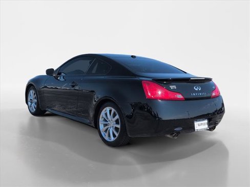 Used 2012 INFINITI G37 Journey w/ Premium Pkg image 4