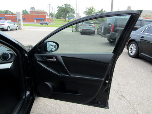 Used 2012 MAZDA MAZDA3 i Touring image 34