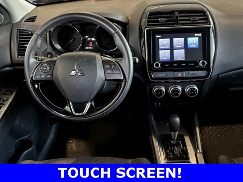 Used 2022 Mitsubishi Outlander Sport SE image 3