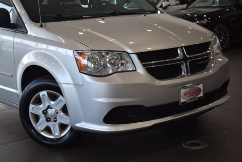 Used 2012 Dodge Grand Caravan SE image 3