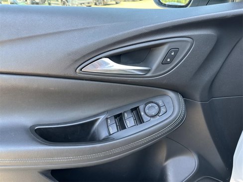 Used 2024 Buick Encore GX Sport Touring w/ Comfort Package image 19