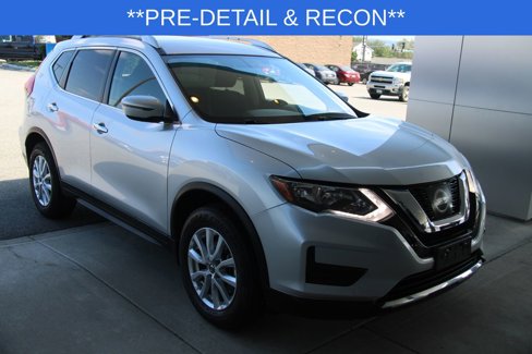 Used 2017 Nissan Rogue SV image 19