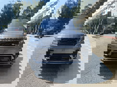 Used 2018 Land Rover Range Rover Sport HSE Dynamic image 3