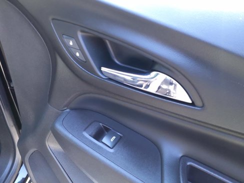 Used 2022 Chevrolet Equinox LT image 9
