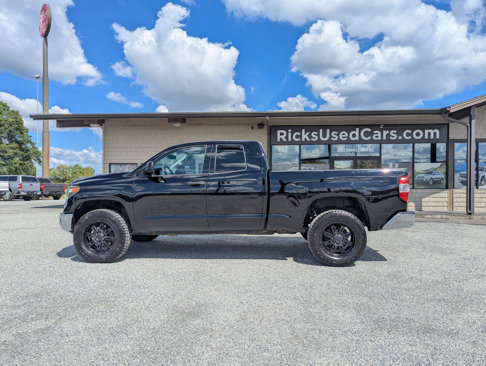 Used 2014 Toyota Tundra SR5 w/ SR5 Upgrade Package image 11