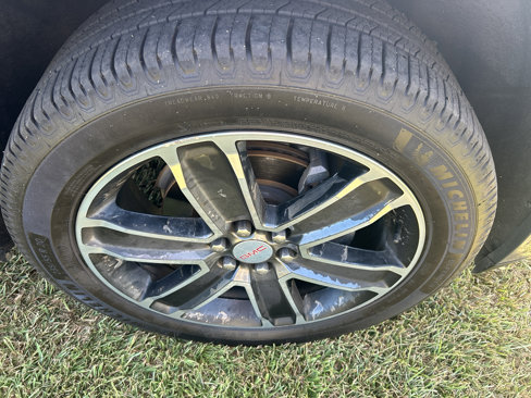 Used 2018 GMC Acadia Denali image 34