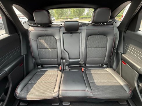 Used 2023 Ford Escape ST-Line w/ Tech Pack #1 image 28