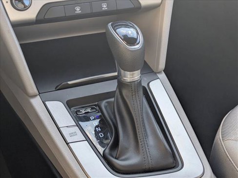 Used 2018 Hyundai Elantra SEL image 14