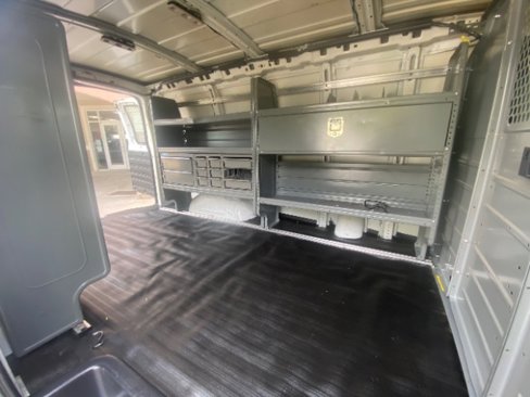 Used 2017 Chevrolet Express 3500 image 13