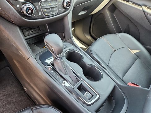 Used 2024 Chevrolet Equinox Premier image 17